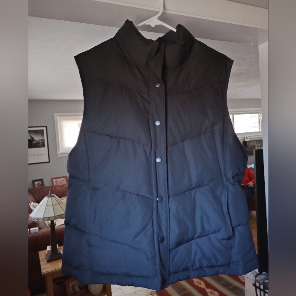 GAP Black Puffer jacket XL Womens